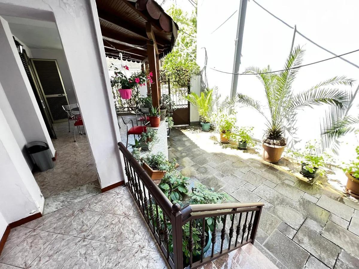 Grand Veranda Apartment Tirana